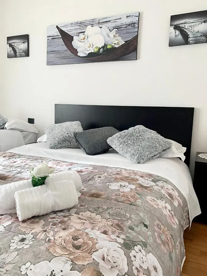 Apartment De Rossi Bari